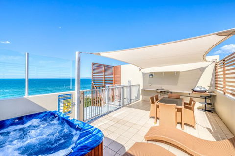 On The Beach Resort Bribie Island - VIC Tourism 4