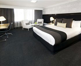 Pullman Brisbane King George Square - VIC Tourism 0