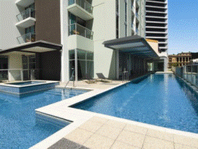 Oaks Festival Towers - VIC Tourism