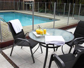 Econo Lodge City Star Brisbane - VIC Tourism 1