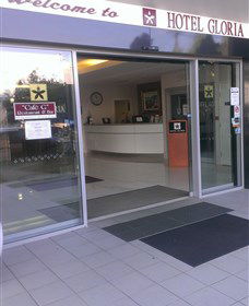 Hotel Gloria - VIC Tourism 1