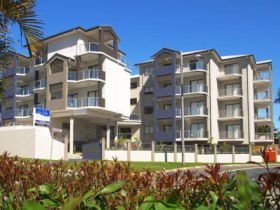 La Vida On Anzac - VIC Tourism 0