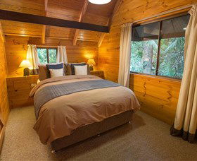 Mt Glorious Getaway Cottages And Conference Centre - VIC Tourism 3