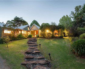 Mt Glorious Getaway Cottages And Conference Centre - VIC Tourism 0