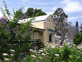 Aynsley Bed And Breakfast - VIC Tourism 0