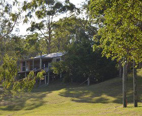 Arana Hills QLD VIC Tourism