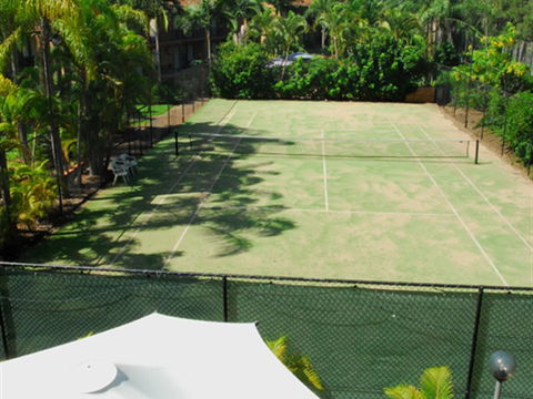 Mt Ommaney Hotel Apartments - VIC Tourism 5
