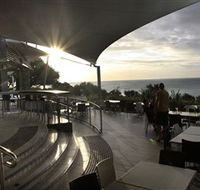 Stradbroke Island Beach Hotel Spa Resort - VIC Tourism