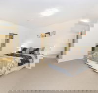 On the Bay Apartments - VIC Tourism