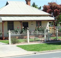 Serenity On The Border Self Catered Bed  Breakfast - VIC Tourism