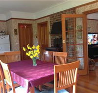 Hartzview Vineyard - VIC Tourism