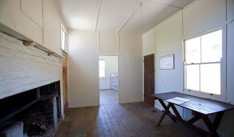 Brackens Cottage - Coolah - VIC Tourism 1