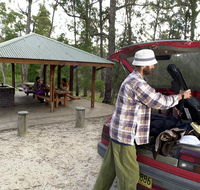 Cypress-pine campground - VIC Tourism