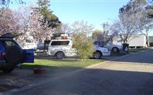 Horseshoe Motor Village - VIC Tourism 0