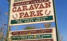 Horseshoe Motor Village - VIC Tourism 7