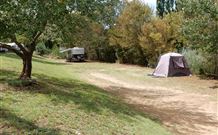 Queanbeyan Riverside Tourist Park - VIC Tourism 1