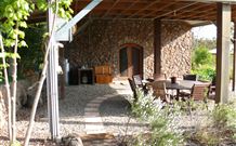 Tyrra Cottage Bed And Breakfast - VIC Tourism 3