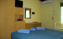 Benjamin Singleton Motel - Singleton - VIC Tourism 0