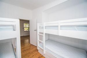 Lakeside Cabins And Holiday Village - VIC Tourism 1