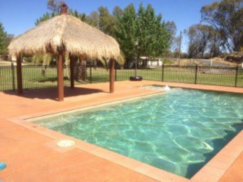 Curlwaa Caravan Park - VIC Tourism 3