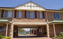 Endeavour Court Motor Inn - Dubbo - VIC Tourism 4