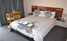 Grenfell Motel - Grenfell - VIC Tourism 3