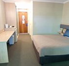 Lakeview Hotel Motel - Oak Flats - VIC Tourism