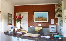 Nicholas Royal Motel - Hay - VIC Tourism 1