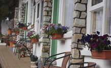 White Manor Motel - Cooma - VIC Tourism 1