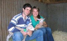 Mesopotamia Lodge Deer Park Accommodation - VIC Tourism 0