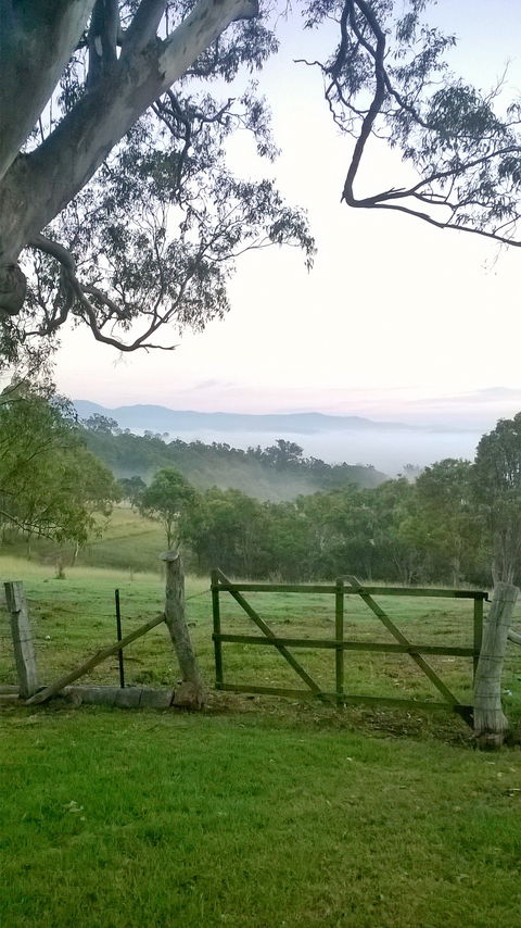 Bumblebrook Farm Motel - VIC Tourism 9
