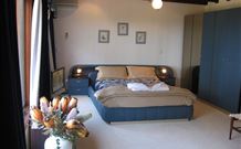 Chalet Swisse Spa Retreat - - VIC Tourism 2