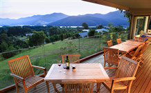 Queens Cottage - VIC Tourism 0