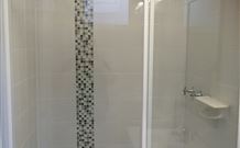 Ulladulla Lodge - VIC Tourism 0