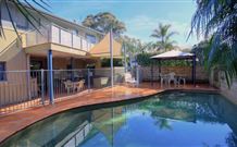 Bidgee Bankside Cottage - VIC Tourism 0