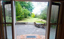 Bromyard Cottage - VIC Tourism 7