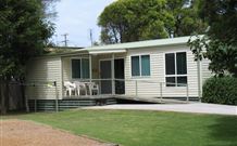 Colonial Palms Motel - VIC Tourism 0