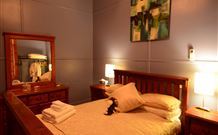 Exchange Hotel Binnaway - VIC Tourism 1