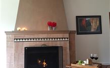 Lochiel Cottage - VIC Tourism 0