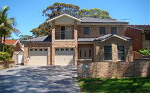 Marengo Chalet - VIC Tourism 7