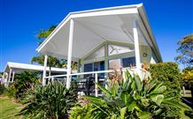 Ocean Dreaming Holiday Units - VIC Tourism 0