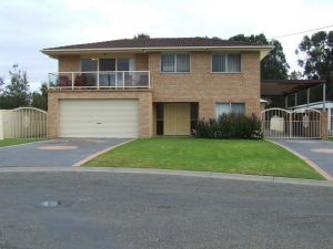Greenwell Point Bowling And Sports Club Accommodation - VIC Tourism 6