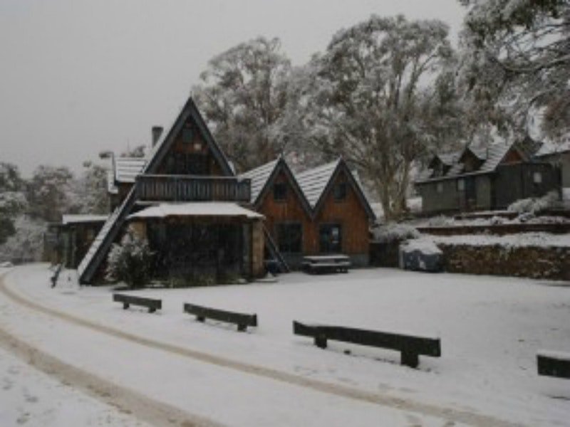 Moonbah NSW VIC Tourism