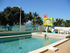 Townsville Seaside Apartments - VIC Tourism 4