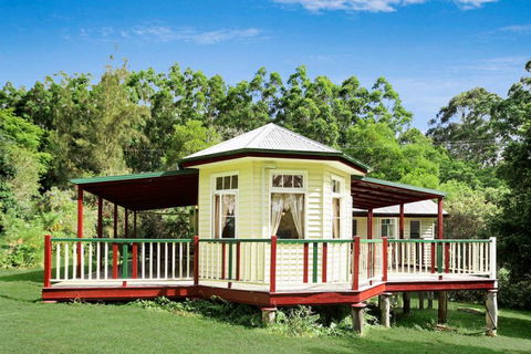 Noosa Avalon Farm Cottages - VIC Tourism 8