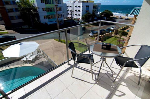 Merrima Court Holiday Apartments - VIC Tourism 3