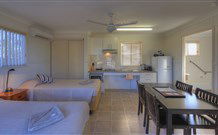 Pilcher Cottage - VIC Tourism 3