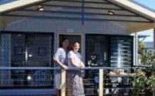 Worrowing Cottages - VIC Tourism 1