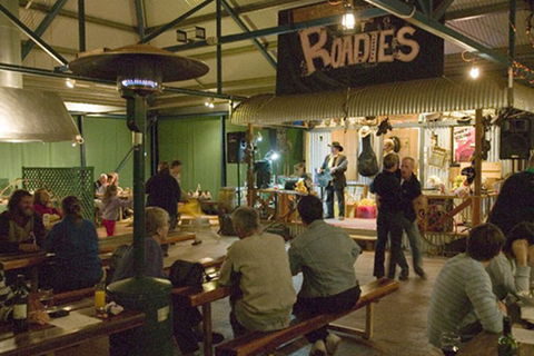 Kings Canyon Holiday Park - VIC Tourism 5
