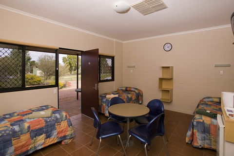 Kings Canyon Holiday Park - VIC Tourism 6